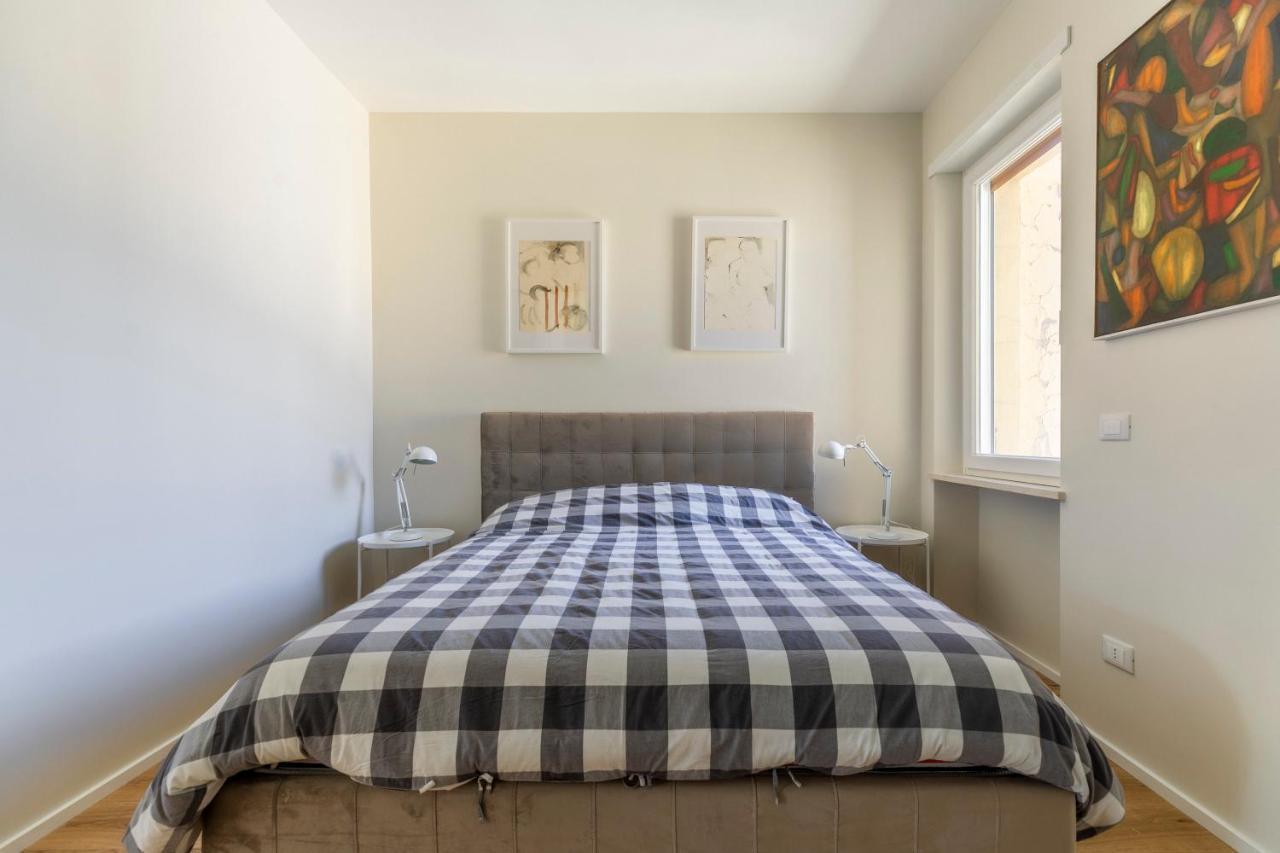 La Dolce Vita - Sunny Penthouse Trastevere Station 100Sqm Rome Exterior photo